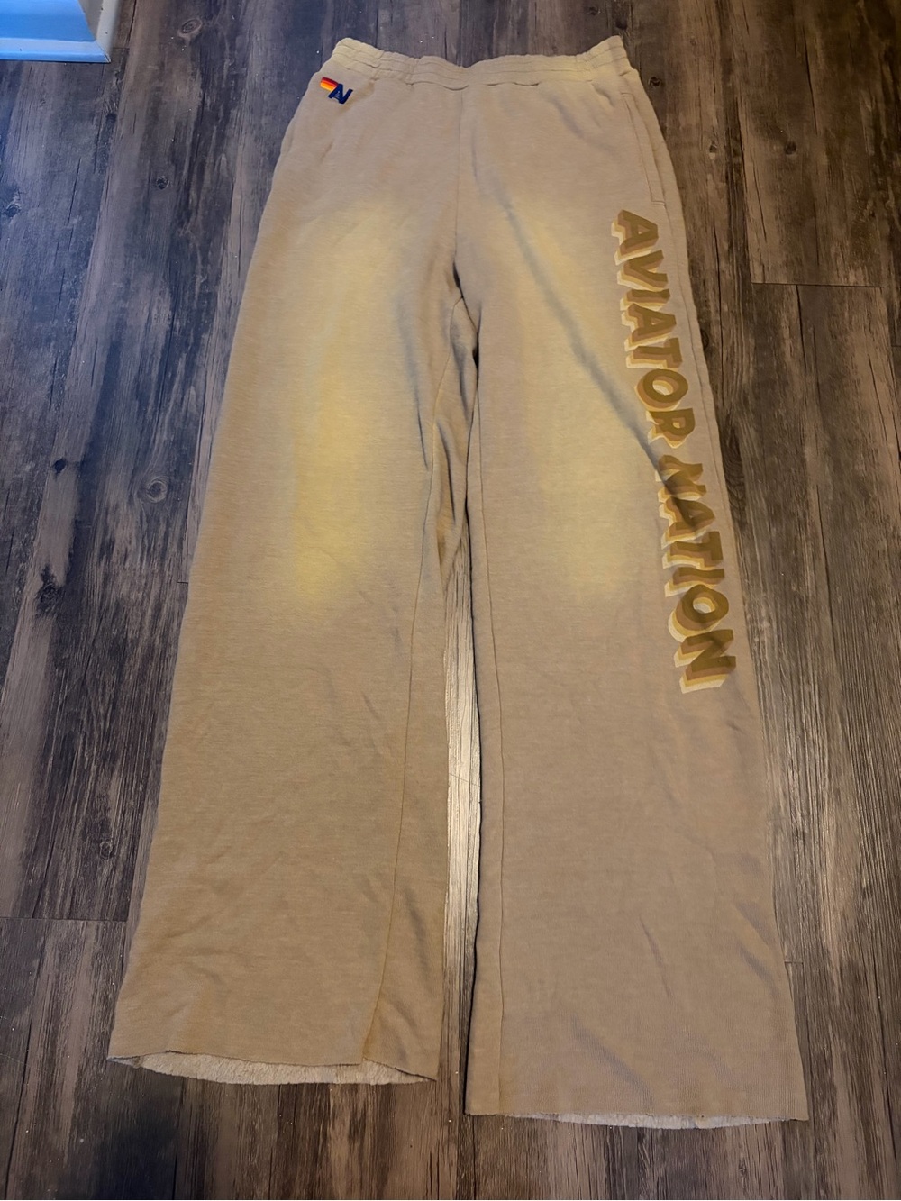 Aviator Nation AN 3D WIDE LEG POCKET SWEATPANTS - FADED TAN Large